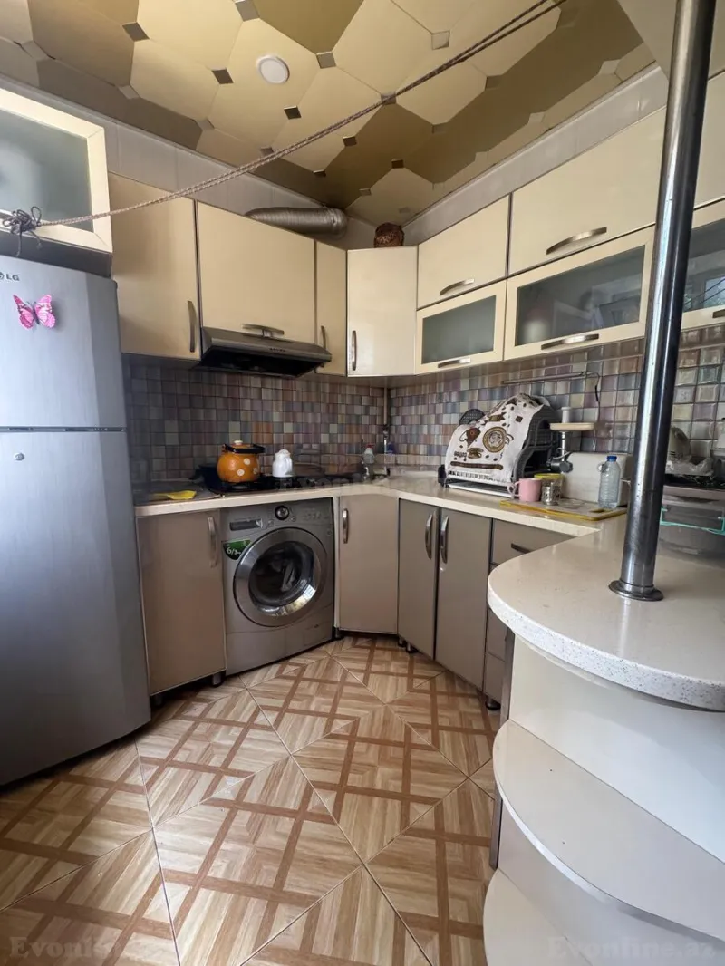 Satılır 3 otaqlı Mənzil Köhnə tikili 65 m² Qara Qarayev m. - şəkil 18