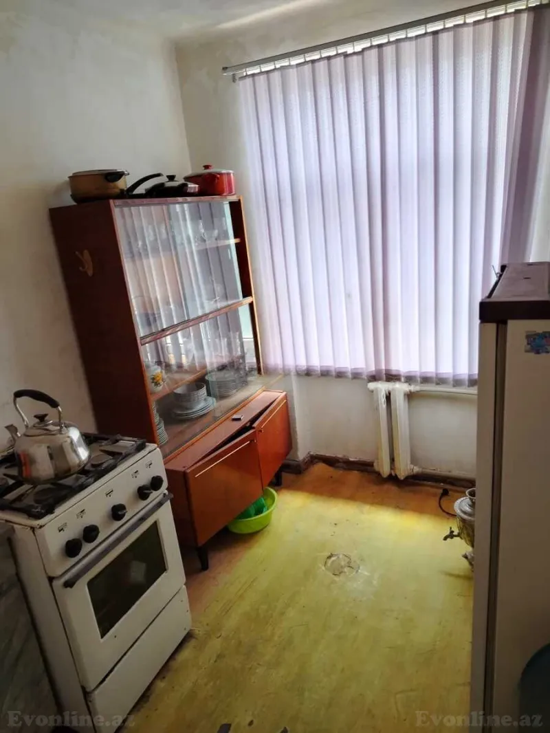 3 otaqlı Mənzil 65 m² Badamdar Satılır