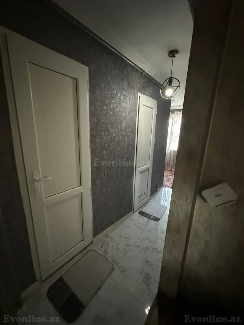 Satılır 4 otaqlı Mənzil Köhnə tikili 90 m² Xalqlar Dostluğu m. - şəkil 3