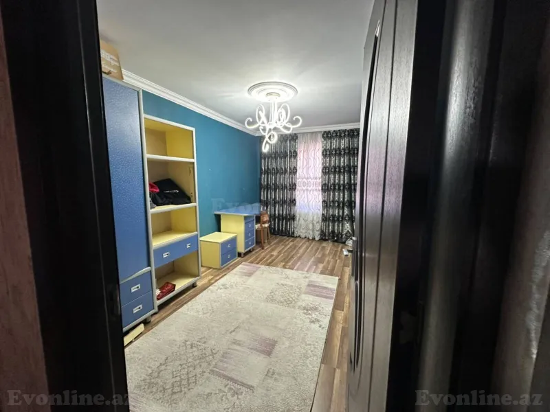 Satılır 4 otaqlı Mənzil Köhnə tikili 90 m² Xalqlar Dostluğu m. - şəkil 18