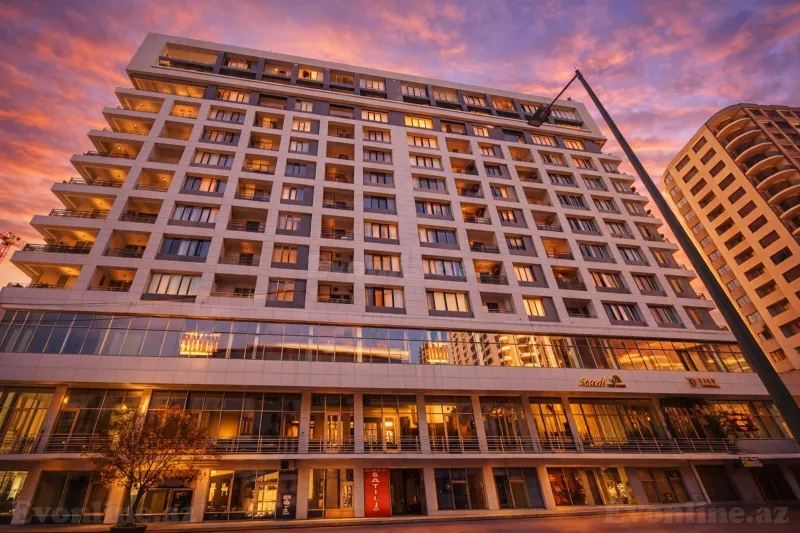 3 otaqlı Mənzil 110 m² 28 May m. Satılır