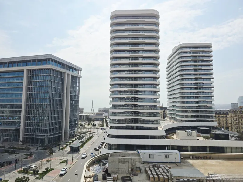 3 otaqlı Mənzil 177 m² Ağ şəhər Satılır