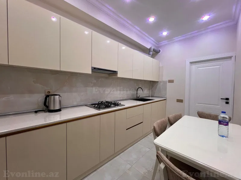 Kirayə verilir 3 otaqlı Mənzil Yeni tikili 100 m² Xətai r. - şəkil 5