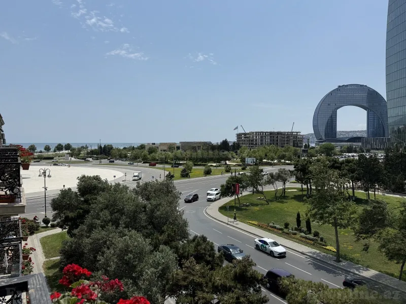Satılır 3 otaqlı Mənzil Köhnə tikili 90 m² Xətai r. - şəkil 2