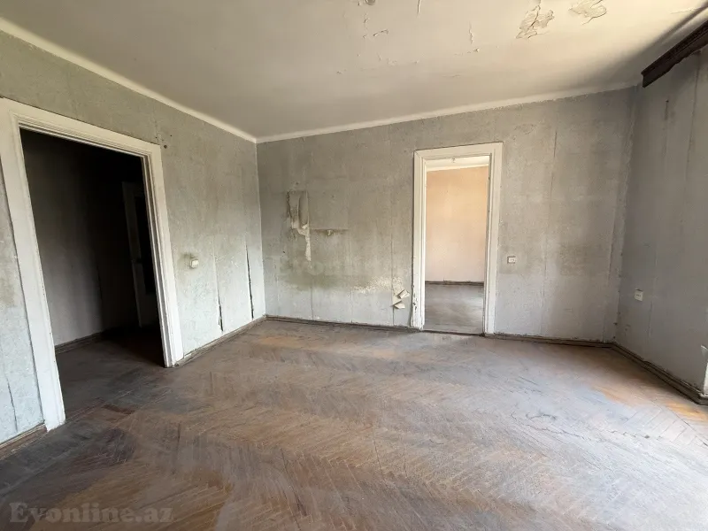 Satılır 3 otaqlı Mənzil Köhnə tikili 90 m² Xətai r. - şəkil 13