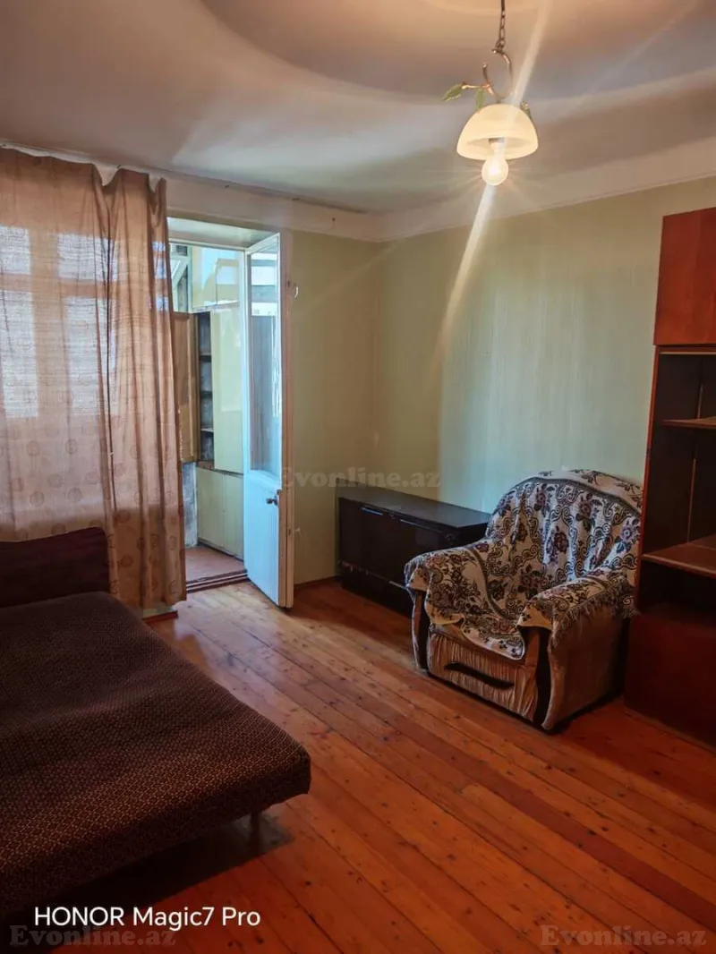 Satılır 3 otaqlı Mənzil Köhnə tikili 65 m² Qara Qarayev m. - şəkil 3