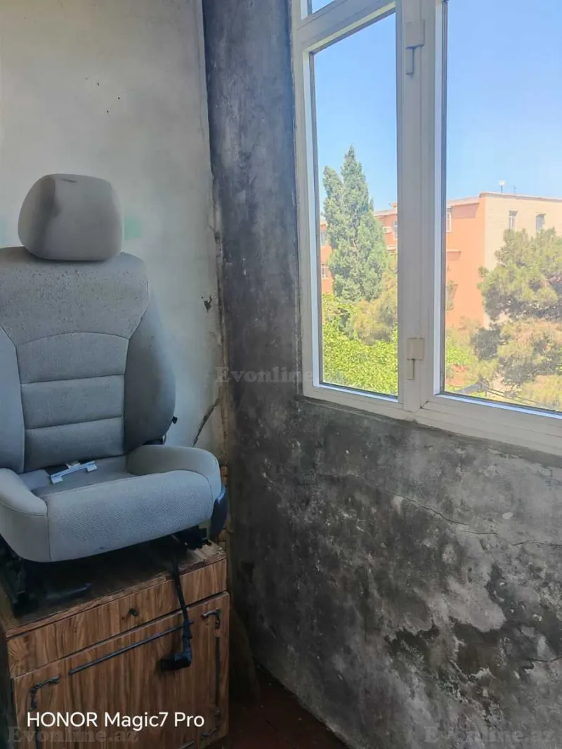 Satılır 3 otaqlı Mənzil Köhnə tikili 65 m² Qara Qarayev m. - şəkil 4