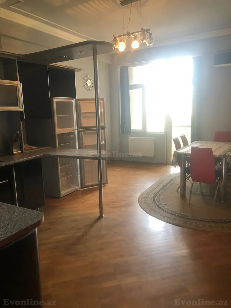 Kirayə verilir 3 otaqlı Mənzil Yeni tikili 140 m² Nəsimi r. - şəkil 15