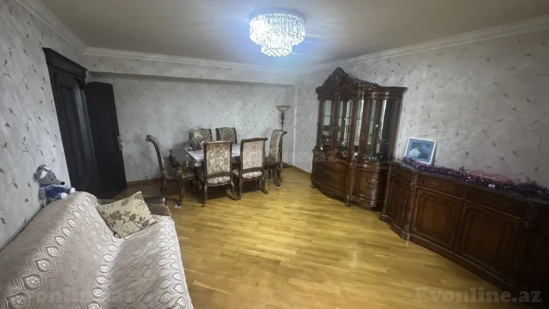Satılır 3 otaqlı Mənzil Köhnə tikili 95 m² Yasamal r. - şəkil 3