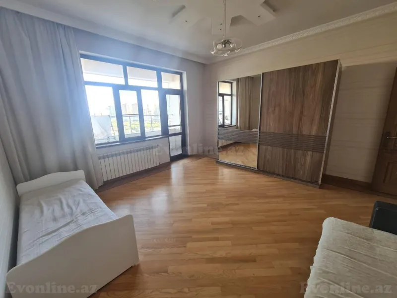 Kirayə verilir 3 otaqlı Mənzil Yeni tikili 156 m² Nərimanov r. - şəkil 8