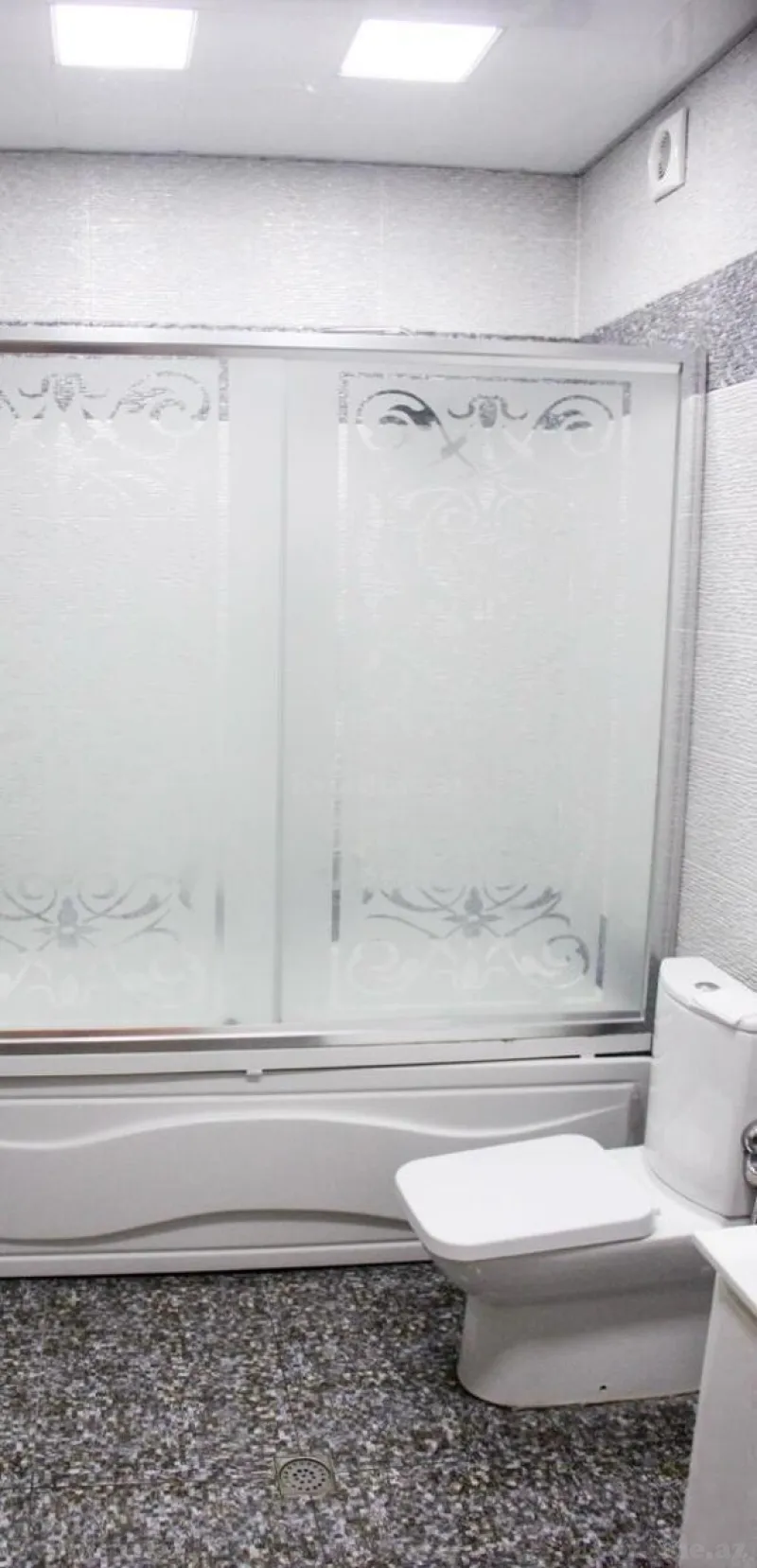 Kirayə verilir 3 otaqlı Mənzil Yeni tikili 156 m² Nərimanov r. - şəkil 19