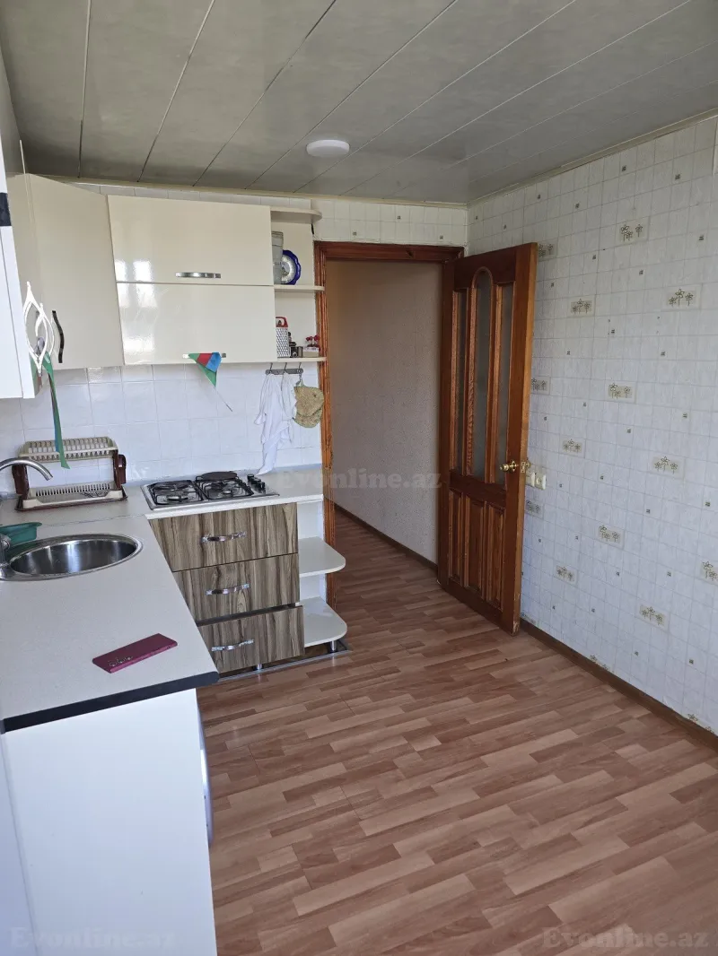 Kirayə verilir 3 otaqlı Mənzil Köhnə tikili 59 m² Nəriman Nərimanov m. - şəkil 11