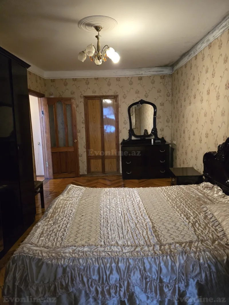 Kirayə verilir 3 otaqlı Mənzil Köhnə tikili 59 m² Nəriman Nərimanov m. - şəkil 23