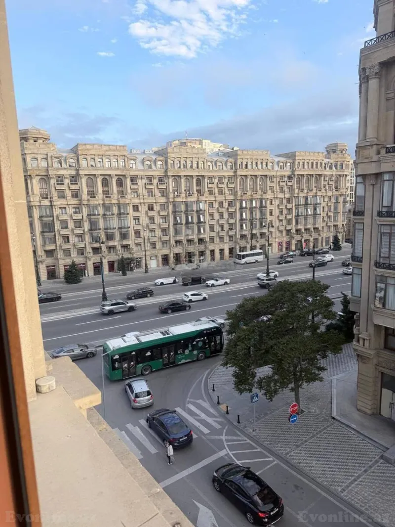 Kirayə verilir 2 otaqlı Mənzil Köhnə tikili 70 m² Nəriman Nərimanov m. - şəkil 2