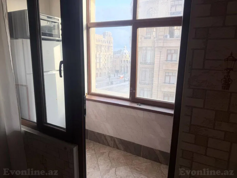 Kirayə verilir 2 otaqlı Mənzil Köhnə tikili 70 m² Nəriman Nərimanov m. - şəkil 5