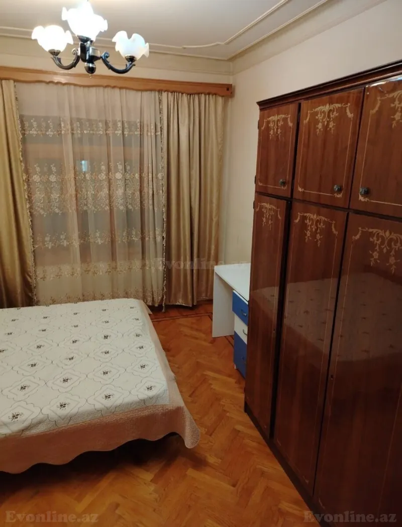 Kirayə verilir 2 otaqlı Mənzil Köhnə tikili 75 m² Memar Əcəmi m. - şəkil 2