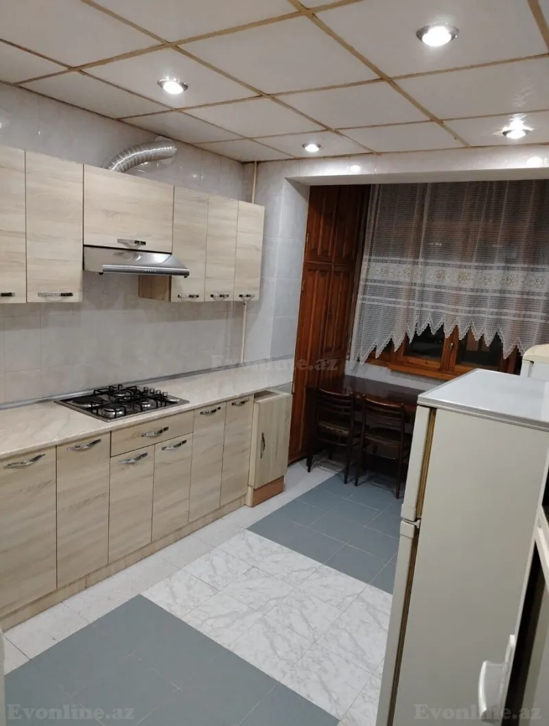 Kirayə verilir 2 otaqlı Mənzil Köhnə tikili 75 m² Memar Əcəmi m. - şəkil 4
