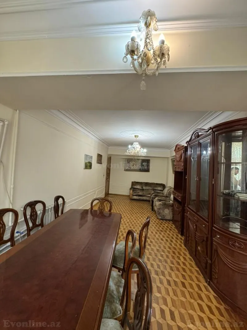 Satılır 3 otaqlı Mənzil Köhnə tikili 95 m² Gənclik m. - şəkil 2