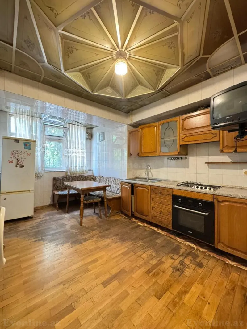 Satılır 3 otaqlı Mənzil Köhnə tikili 95 m² Gənclik m. - şəkil 13