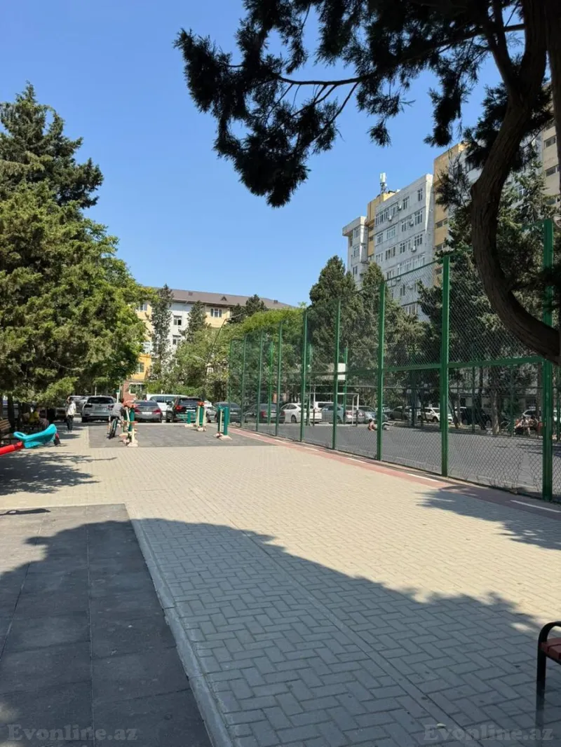 Satılır 3 otaqlı Mənzil Köhnə tikili 95 m² Gənclik m. - şəkil 17