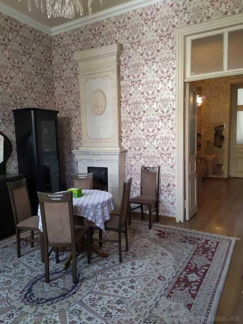 Kirayə verilir 2 otaqlı Mənzil Köhnə tikili 50 m² Sahil m.