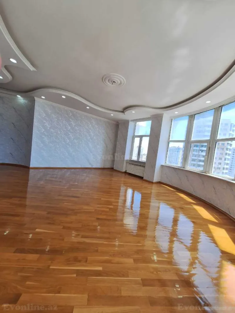 Satılır 3 otaqlı Mənzil Yeni tikili 160 m² Elmlər Akademiyası m. - şəkil 3
