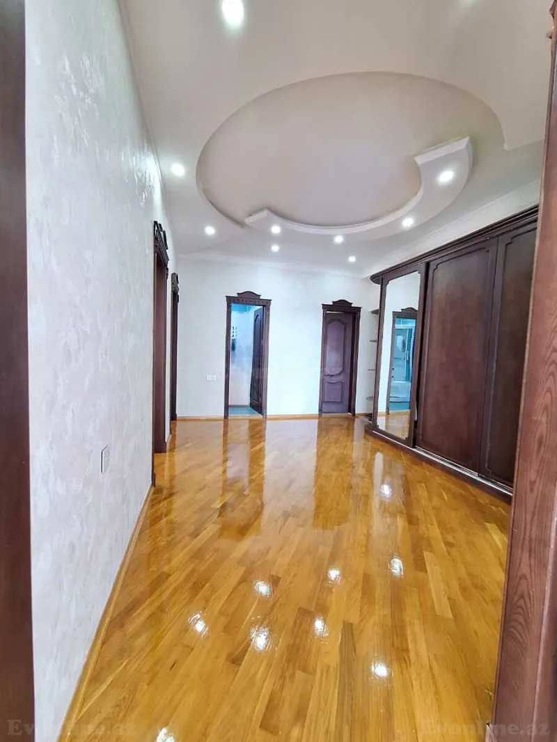 Satılır 3 otaqlı Mənzil Yeni tikili 160 m² Elmlər Akademiyası m. - şəkil 9