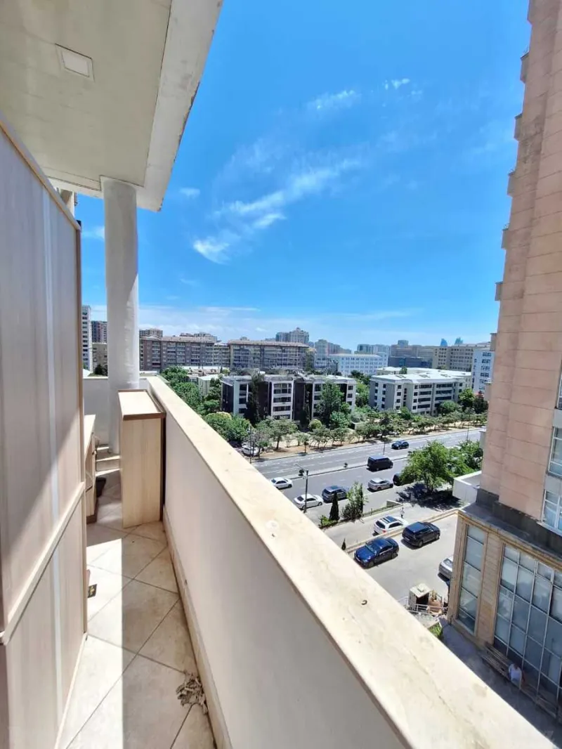 Satılır 3 otaqlı Mənzil Yeni tikili 160 m² Elmlər Akademiyası m. - şəkil 14