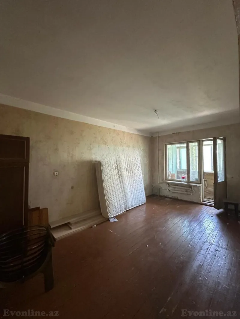 Satılır 3 otaqlı Mənzil Köhnə tikili 90 m² Xətai r. - şəkil 3