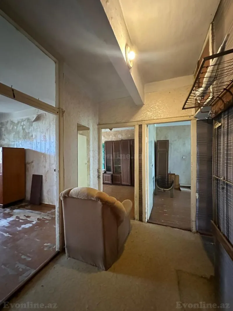 Satılır 3 otaqlı Mənzil Köhnə tikili 90 m² Xətai r. - şəkil 5