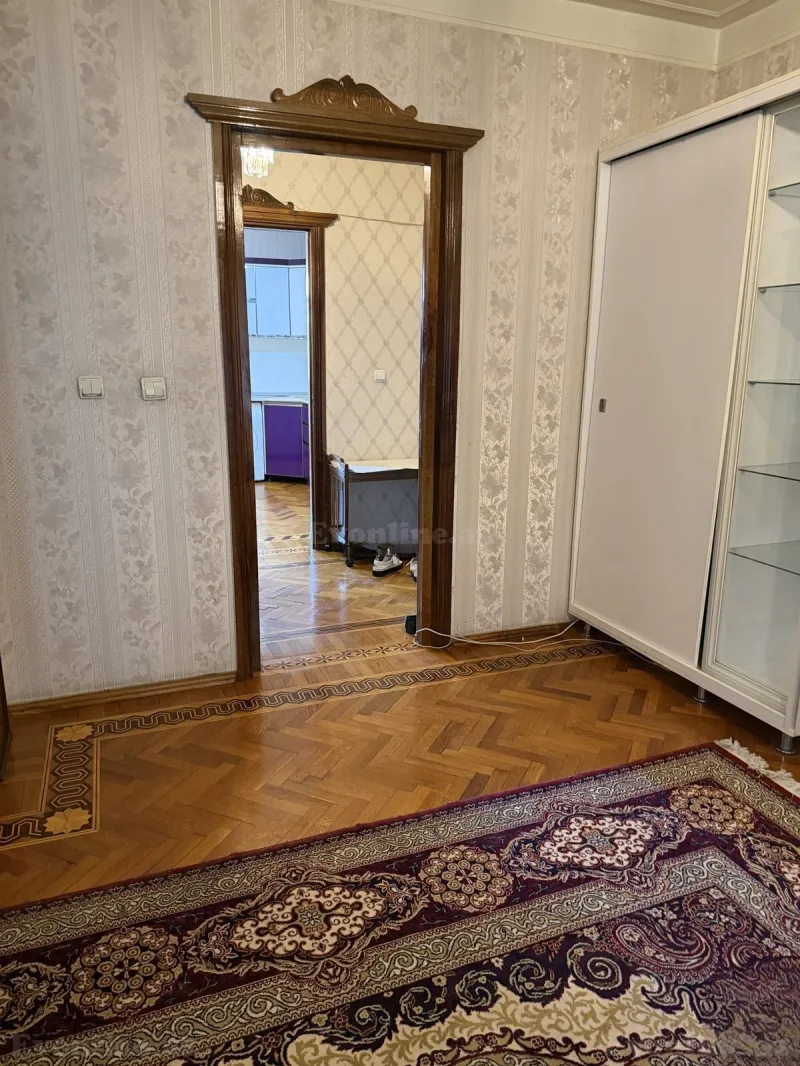 Kirayə verilir 3 otaqlı Mənzil Köhnə tikili 85 m² Memar Əcəmi m. - şəkil 10