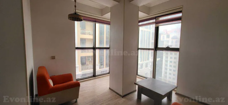 Satılır 2 otaqlı Mənzil Yeni tikili 80 m² 28 May m. - şəkil 4