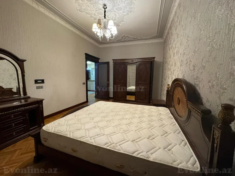 Kirayə verilir 3 otaqlı Mənzil Köhnə tikili 80 m² Nərimanov r. - şəkil 8