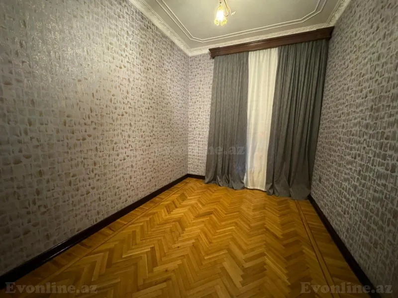 Kirayə verilir 3 otaqlı Mənzil Köhnə tikili 80 m² Nərimanov r. - şəkil 10