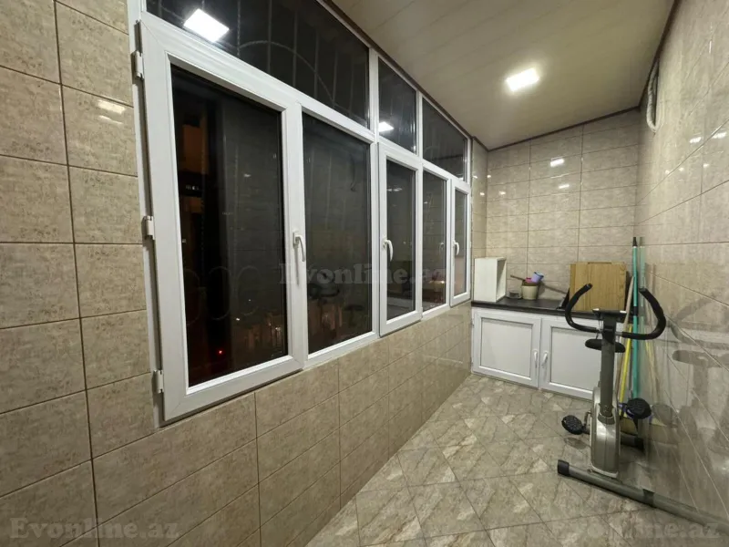 Kirayə verilir 3 otaqlı Mənzil Köhnə tikili 80 m² Nərimanov r. - şəkil 13