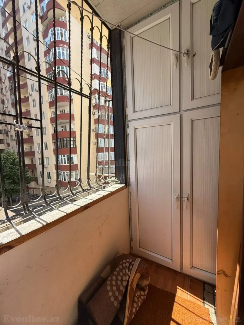 Satılır 3 otaqlı Mənzil Köhnə tikili 90 m² Neftçilər m. - şəkil 10