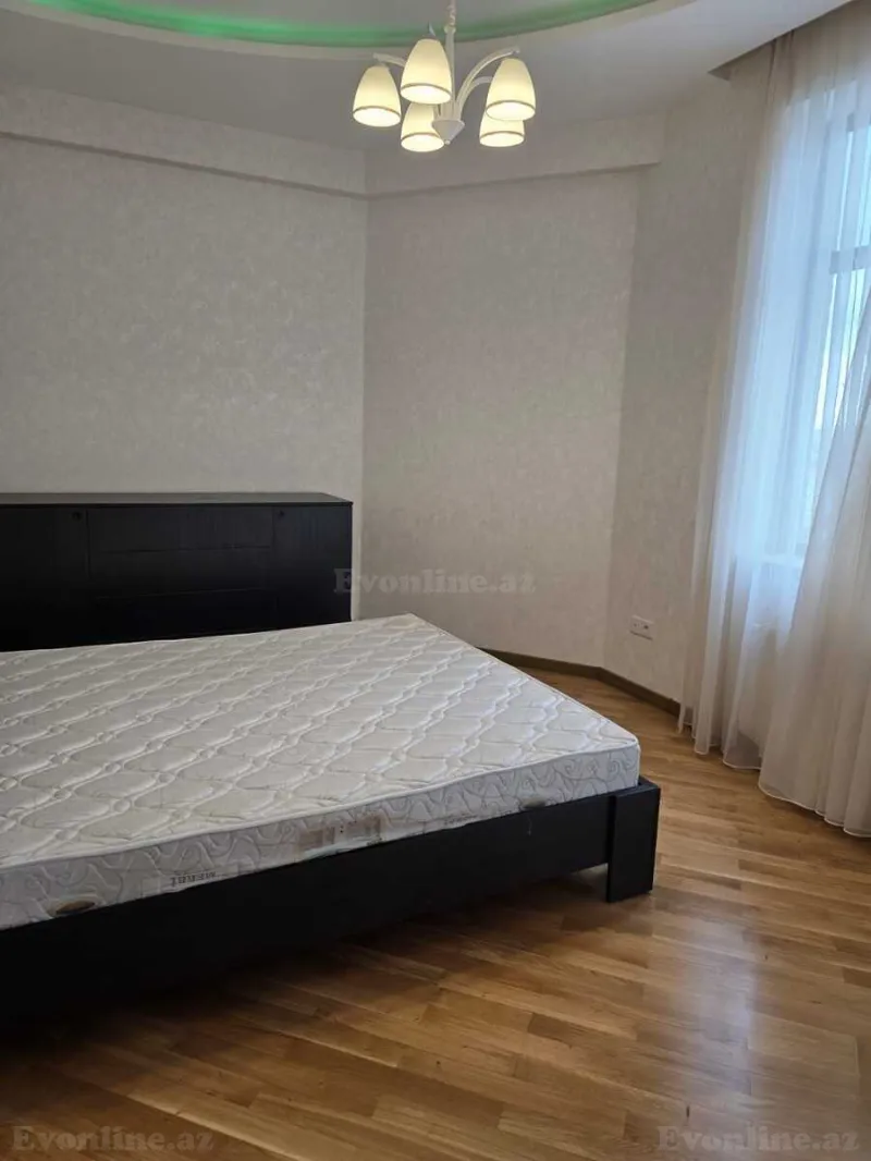 Kirayə verilir 3 otaqlı Mənzil Yeni tikili 120 m² Elmlər Akademiyası m. - şəkil 18