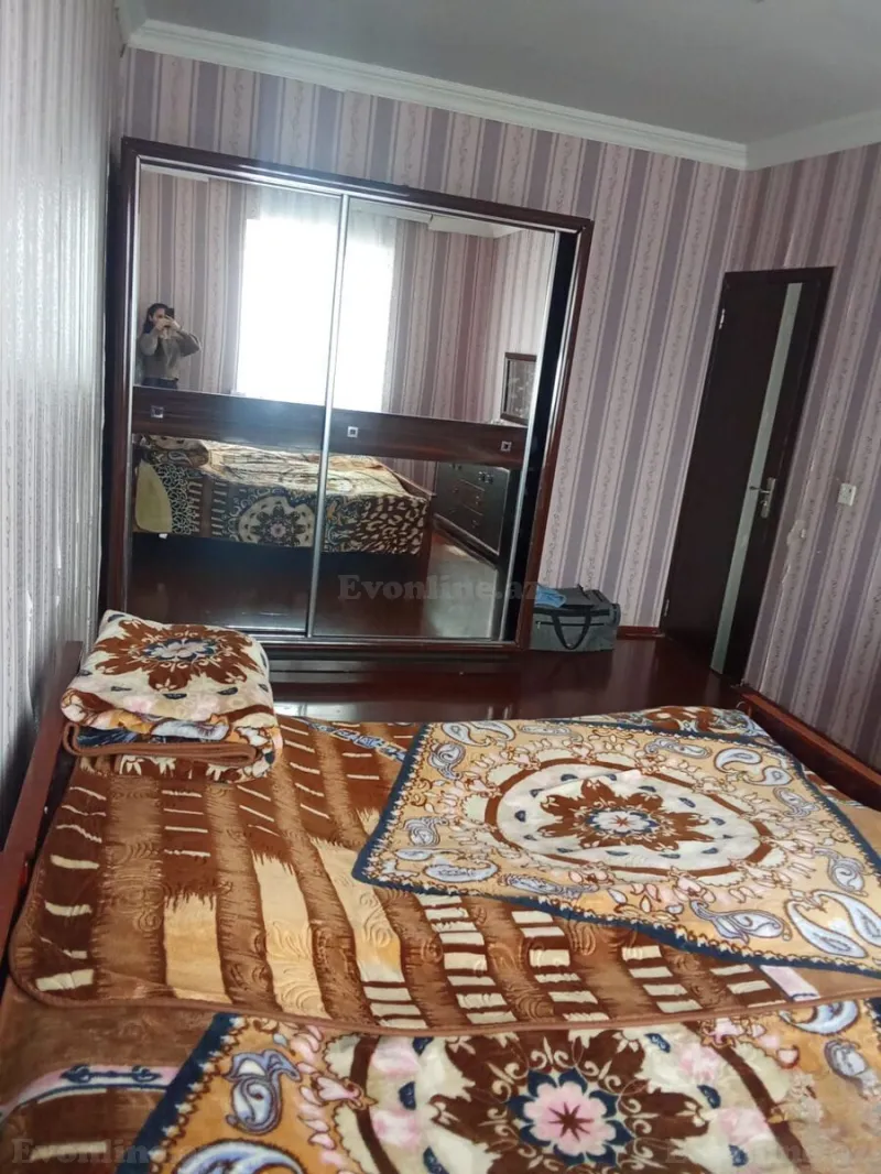 Satılır 2 otaqlı Mənzil Köhnə tikili 65 m² Yeni Yasamal - şəkil 2