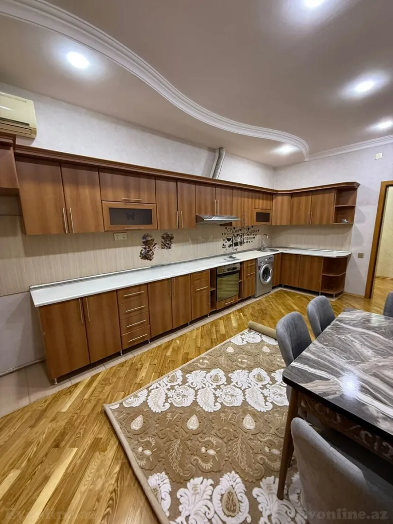 Kirayə verilir 3 otaqlı Mənzil Yeni tikili 135 m² Gənclik m. - şəkil 7