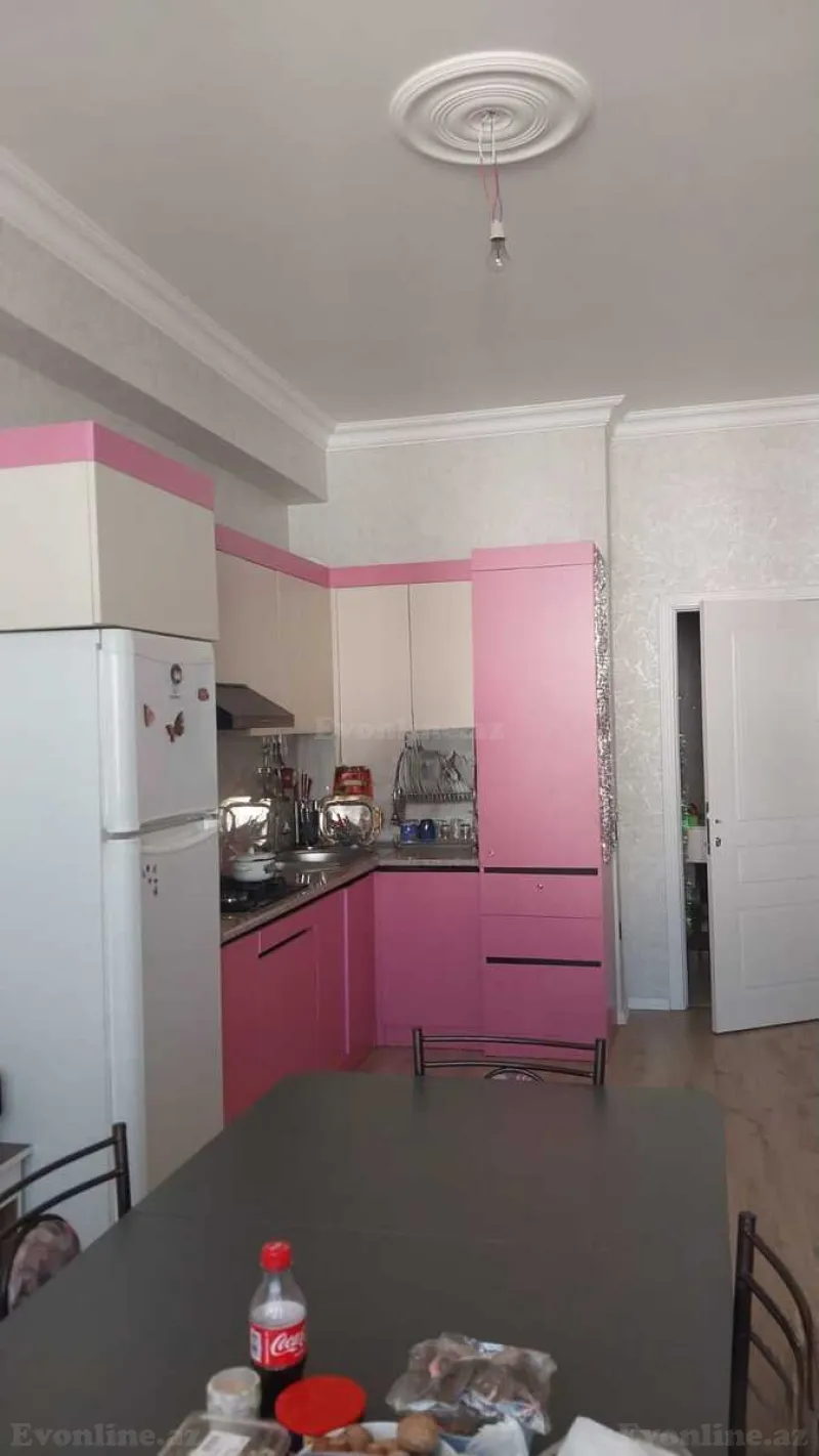 Satılır 1 otaqlı Mənzil Yeni tikili 69 m² Saray
