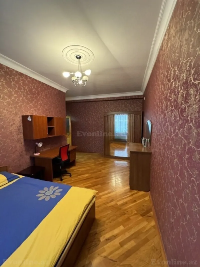 Satılır 4 otaqlı Mənzil Yeni tikili 180 m² Nəsimi r. - şəkil 4