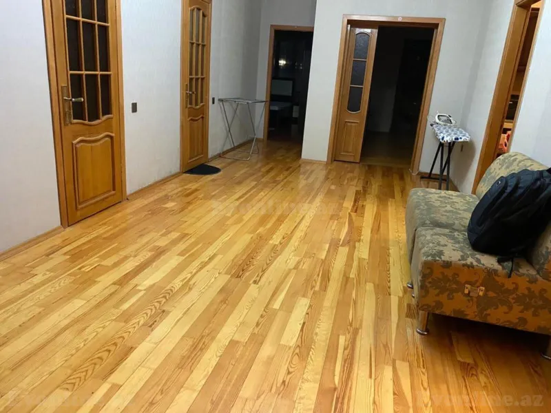 Kirayə verilir 3 otaqlı Mənzil Yeni tikili 140 m² Nərimanov r. - şəkil 7