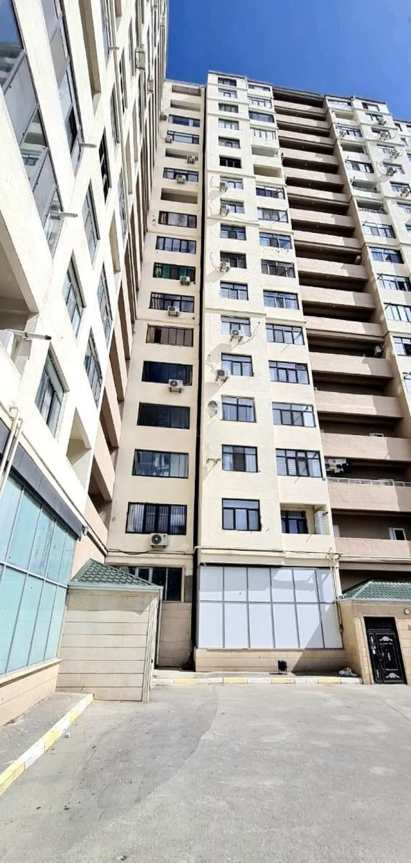 Satılır 1 otaqlı Mənzil Yeni tikili 57 m² Neftçilər m. - şəkil 15