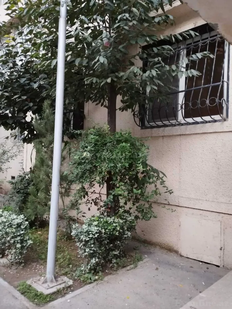 Kirayə verilir 4 otaqlı Mənzil Köhnə tikili 120 m² İnşaatçılar m. - şəkil 8