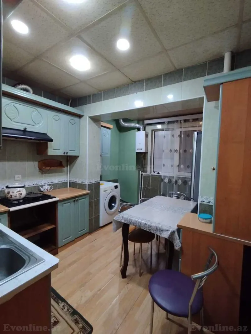 Kirayə verilir 4 otaqlı Mənzil Köhnə tikili 120 m² İnşaatçılar m. - şəkil 11