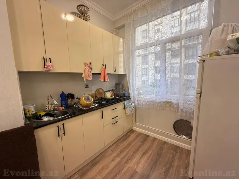 Satılır 3 otaqlı Mənzil Yeni tikili 105 m² 28 May m. - şəkil 6
