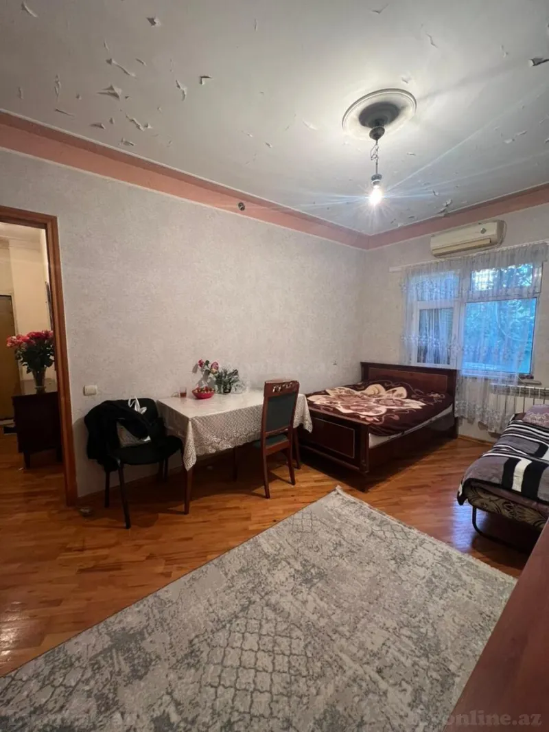 Satılır 2 otaqlı Mənzil Köhnə tikili 40 m² Nəsimi m. - şəkil 2