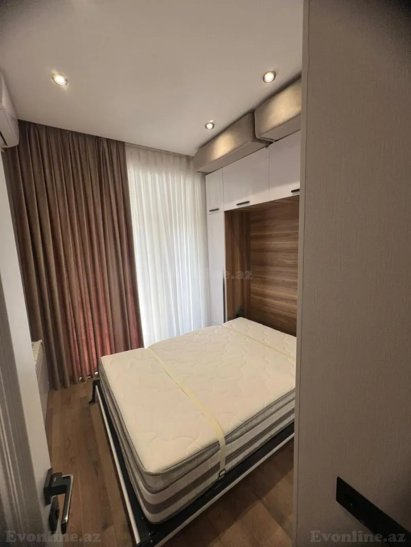 Kirayə verilir 4 otaqlı Mənzil Yeni tikili 120 m² 28 May m. - şəkil 11