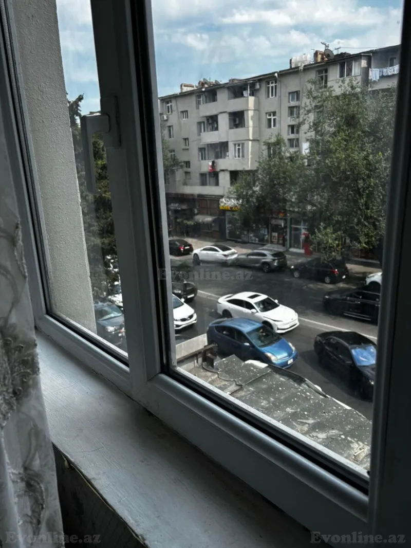 Satılır 2 otaqlı Mənzil Köhnə tikili 60 m² İnşaatçılar m. - şəkil 11