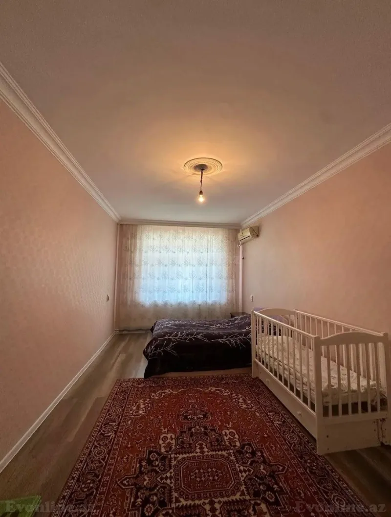 Satılır 4 otaqlı Mənzil Köhnə tikili 102 m² Xalqlar Dostluğu m. - şəkil 5